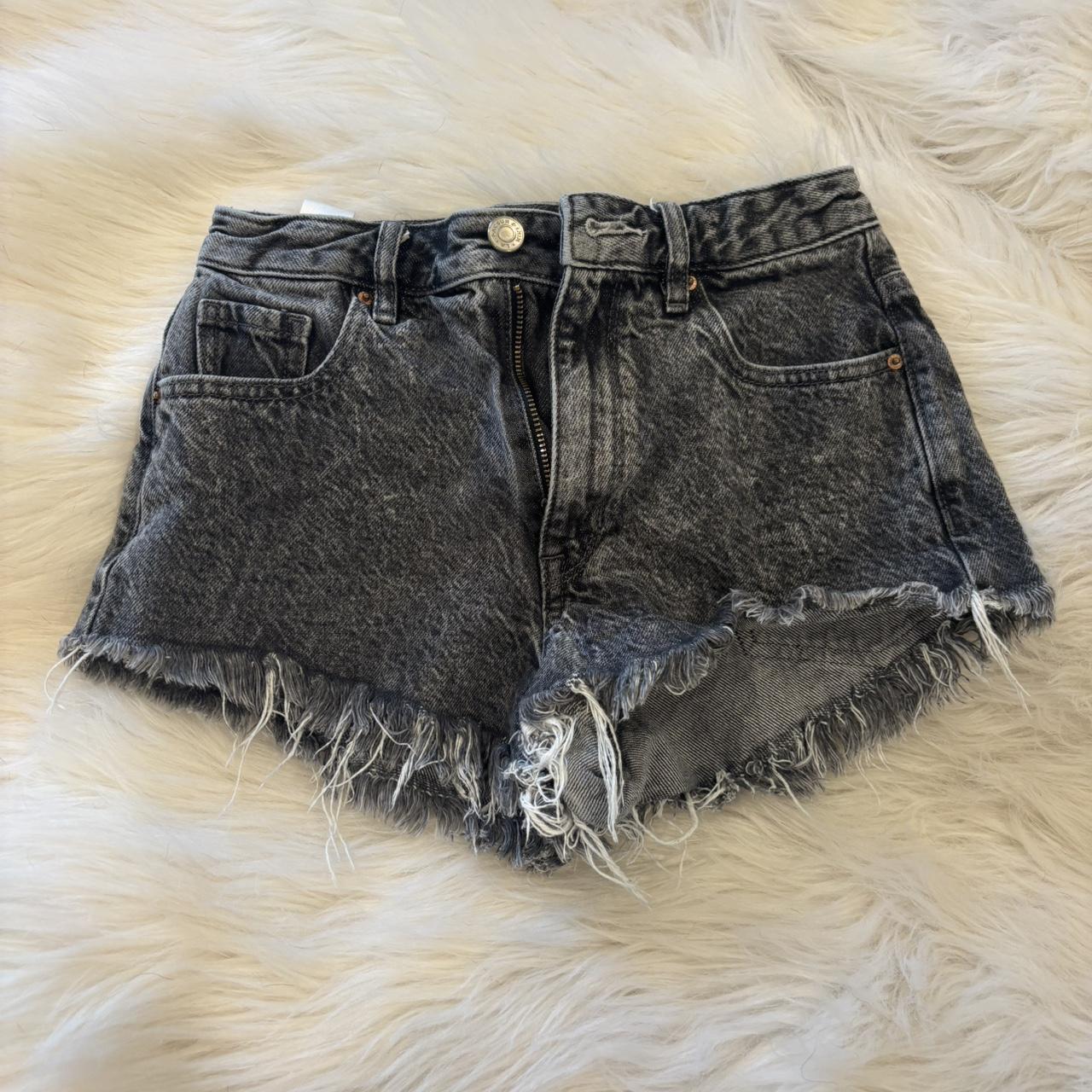 item listed by laneyykayy