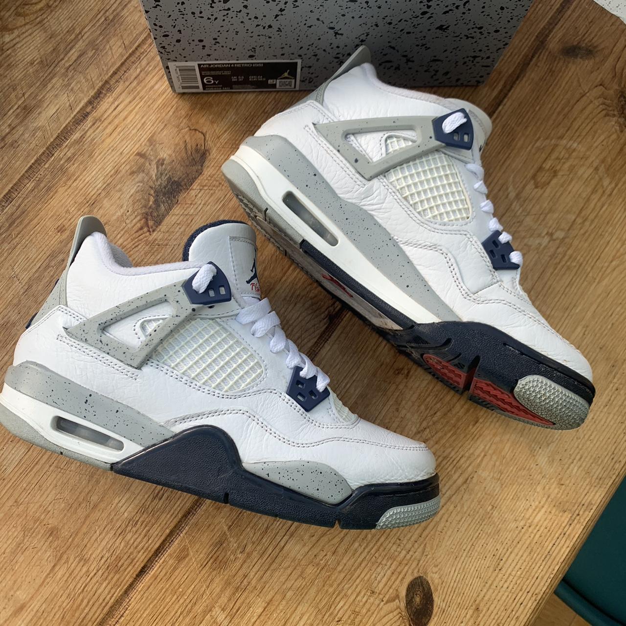 Jordon 4 retro GS size 5.5uk White / midnight... - Depop