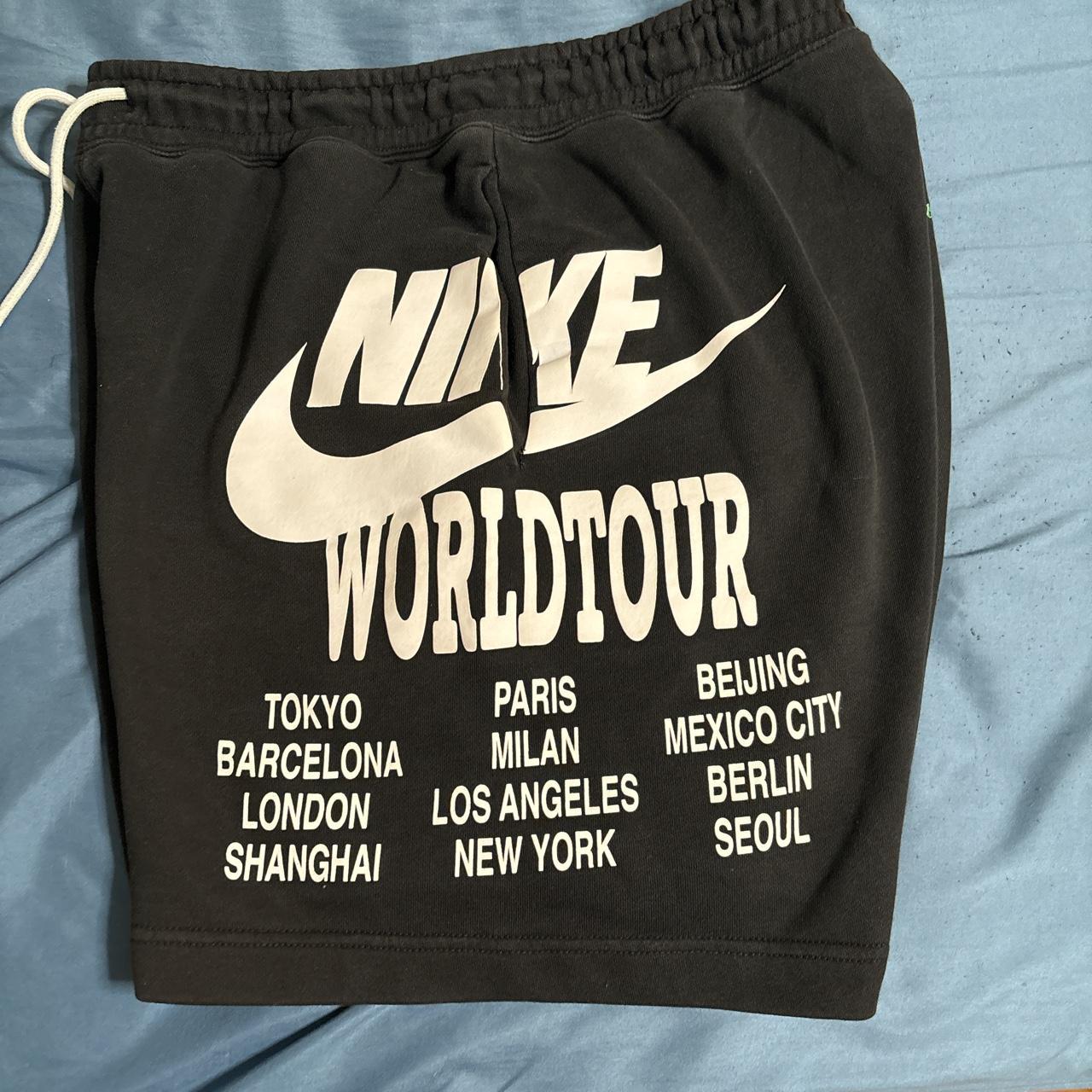 nike world tour black shorts