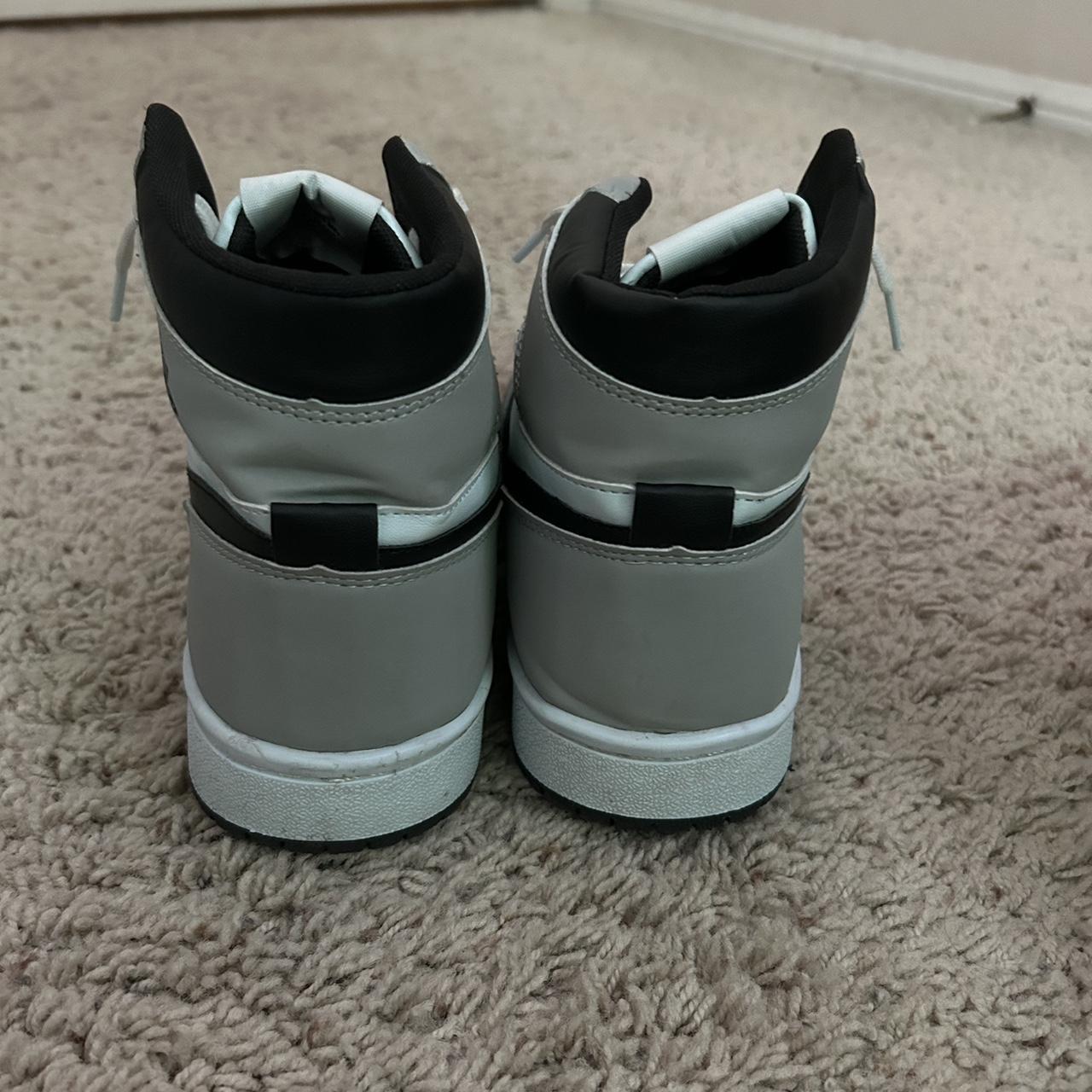 Jordan 1 grey Back is shoes are dented Need them gone - Depop