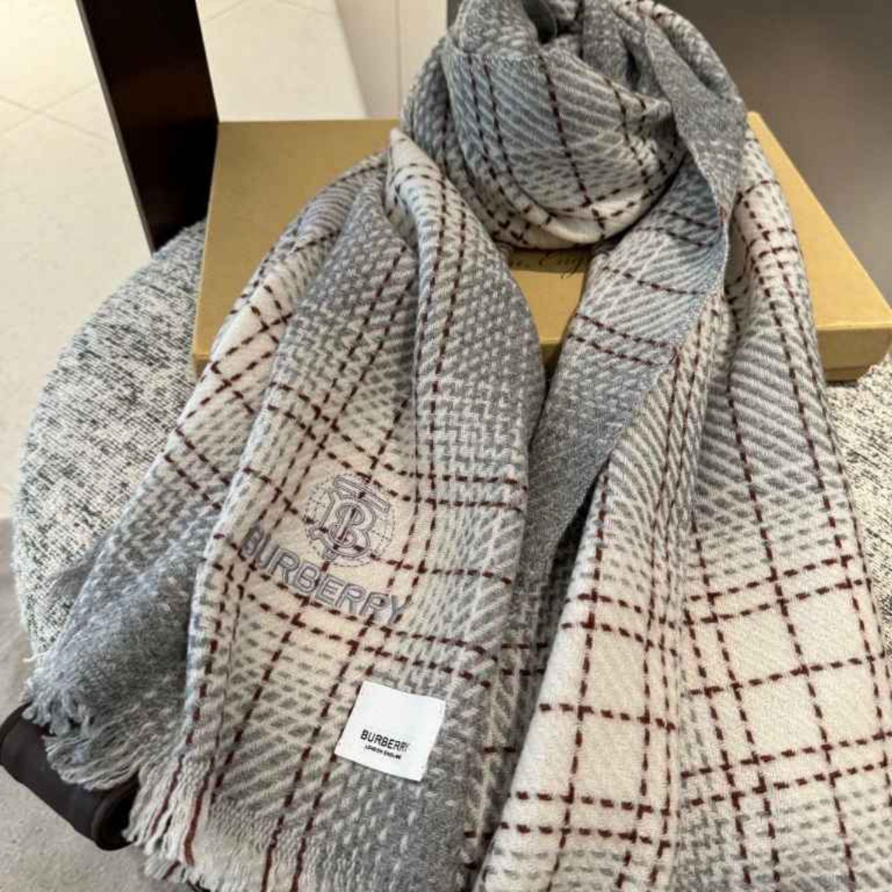 Burberry scarf on sale womens silver