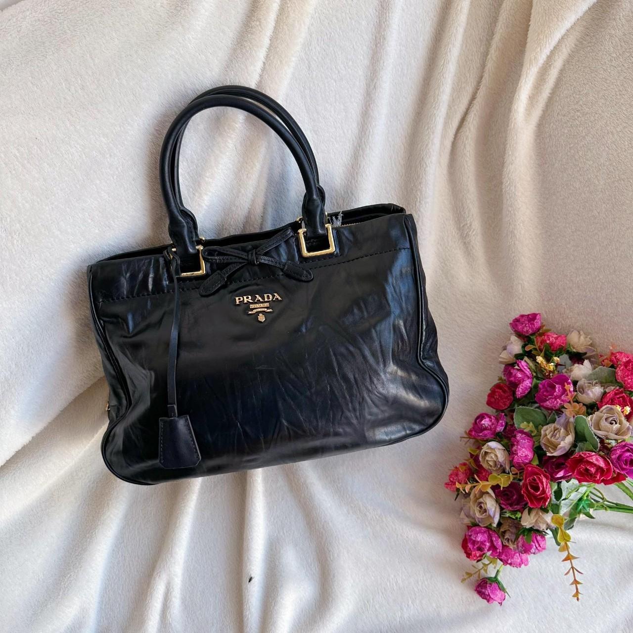 Prada vitello shine bag hotsell