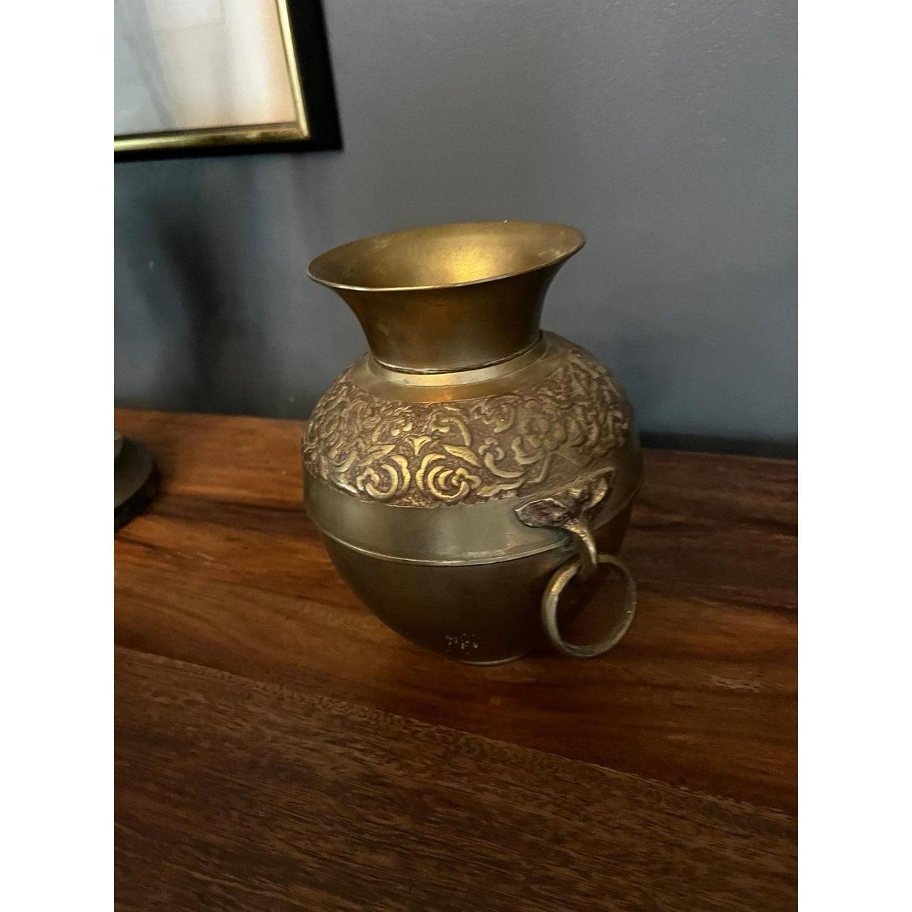 item listed by julestheviking
