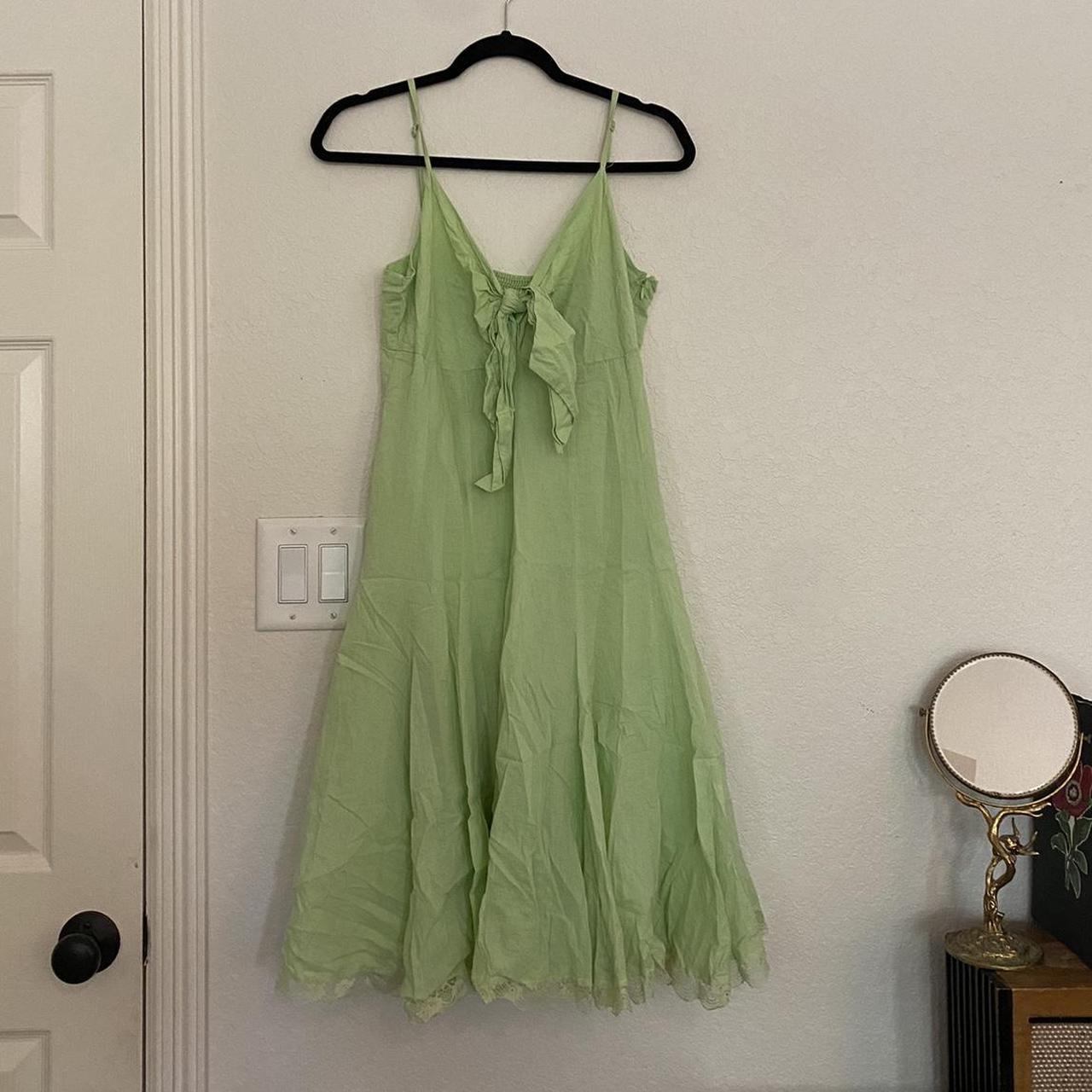 Light green flowy dress sale