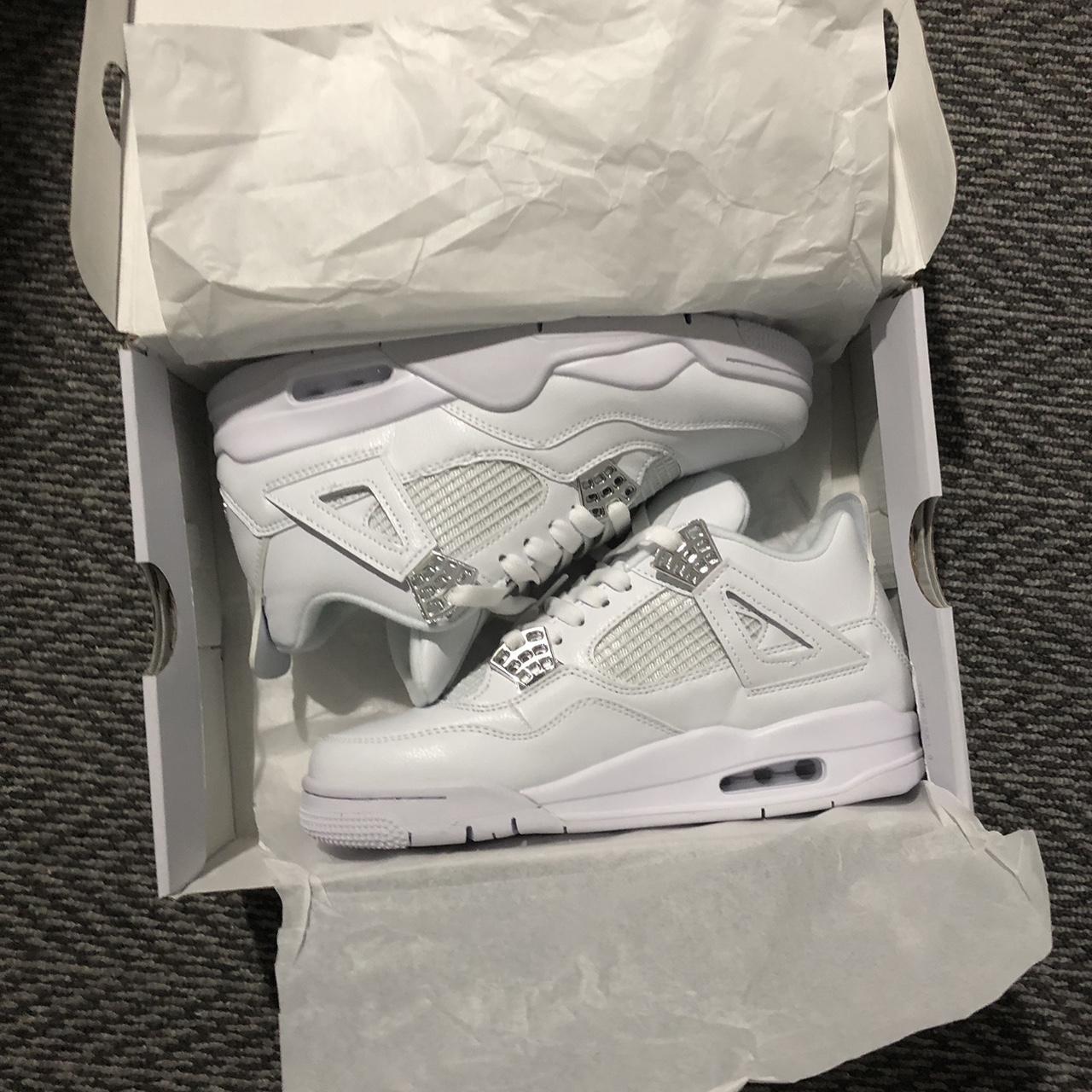 350 000 jordan 4