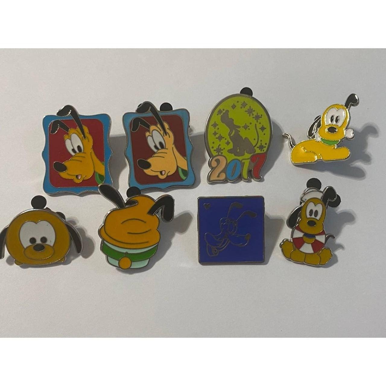 8 Disney Pin Lot