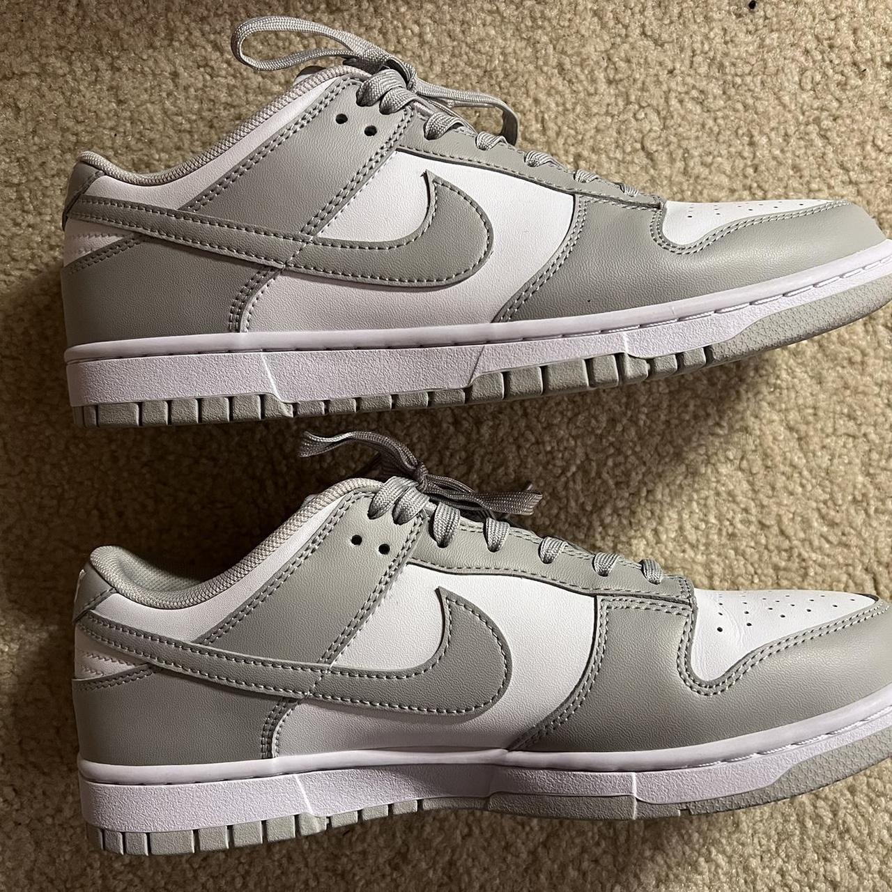 dunk champion grey