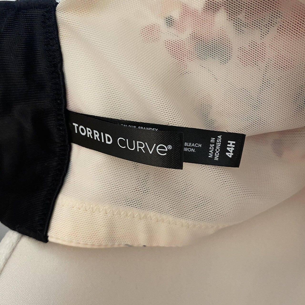 This Torrid Curve T-Shirt Bra is perfect for women