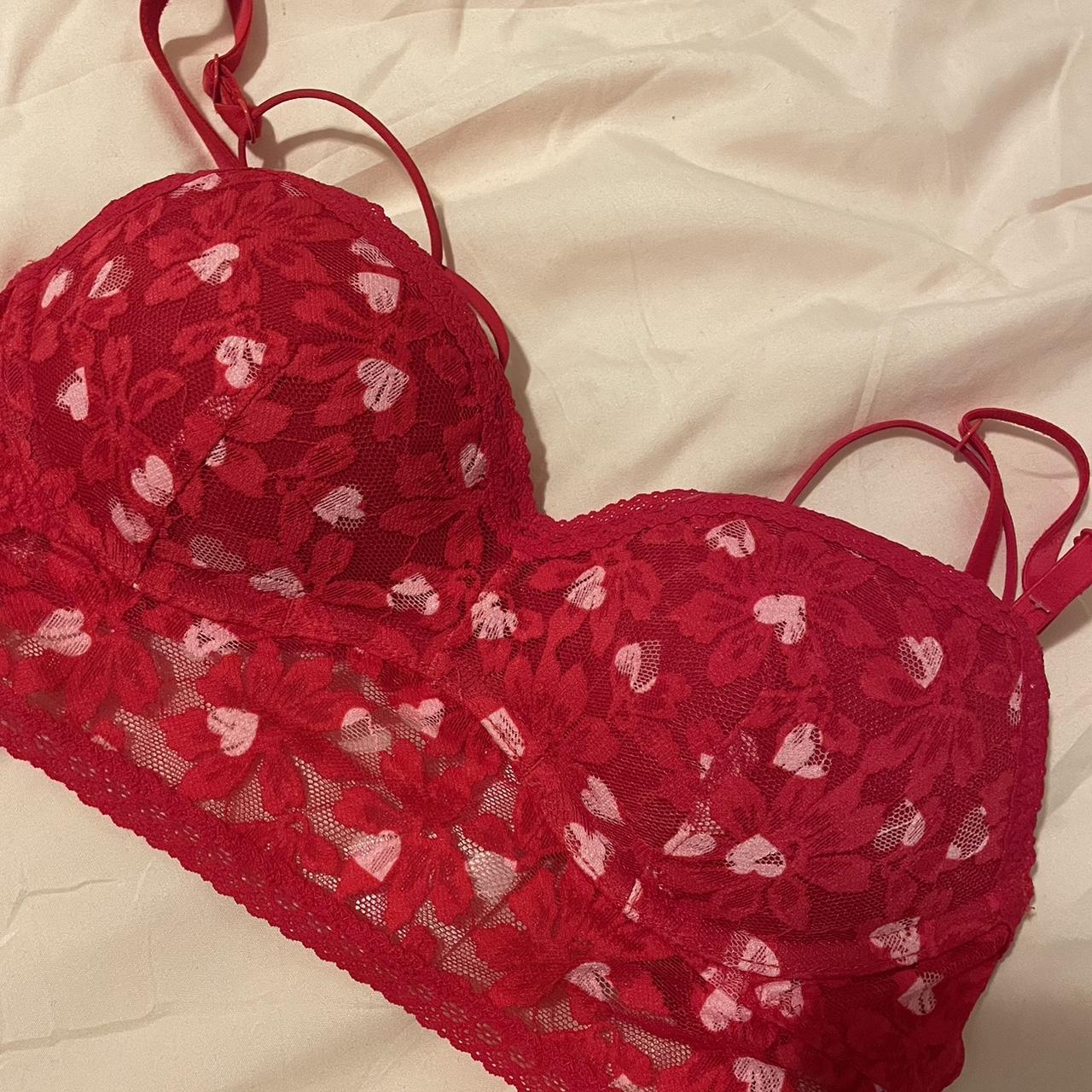 Red lacey Victoria's Secret PINK push-up bra 😍 Never - Depop