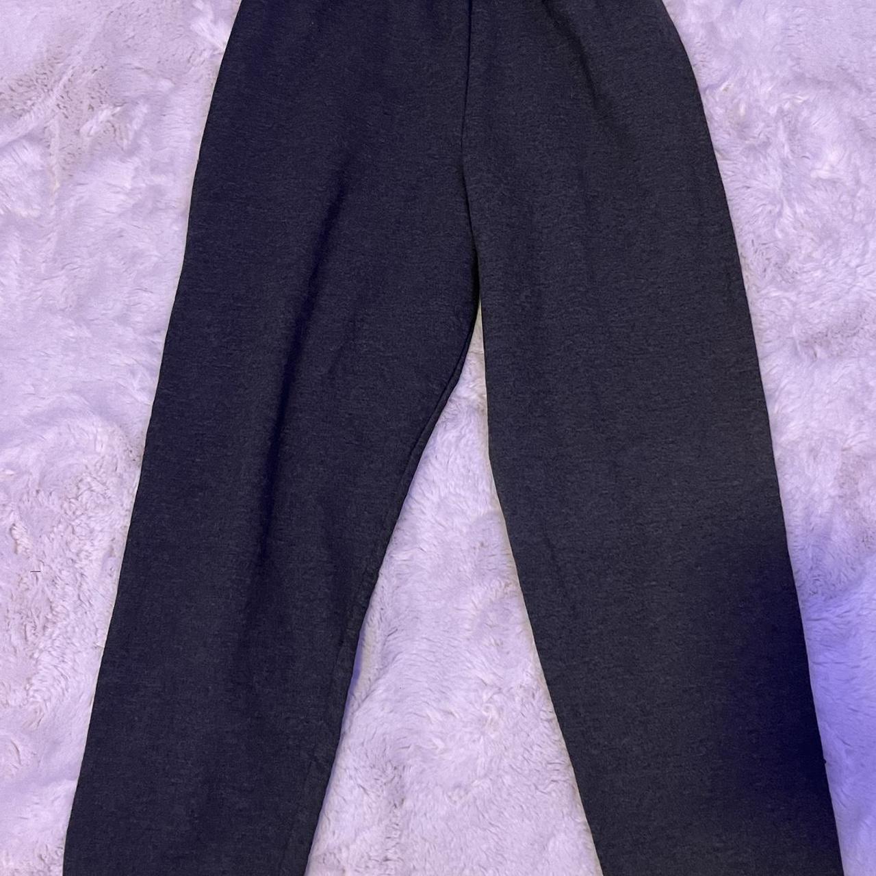 Hanes sweatpants with no pockets. NOTE these pants - Depop