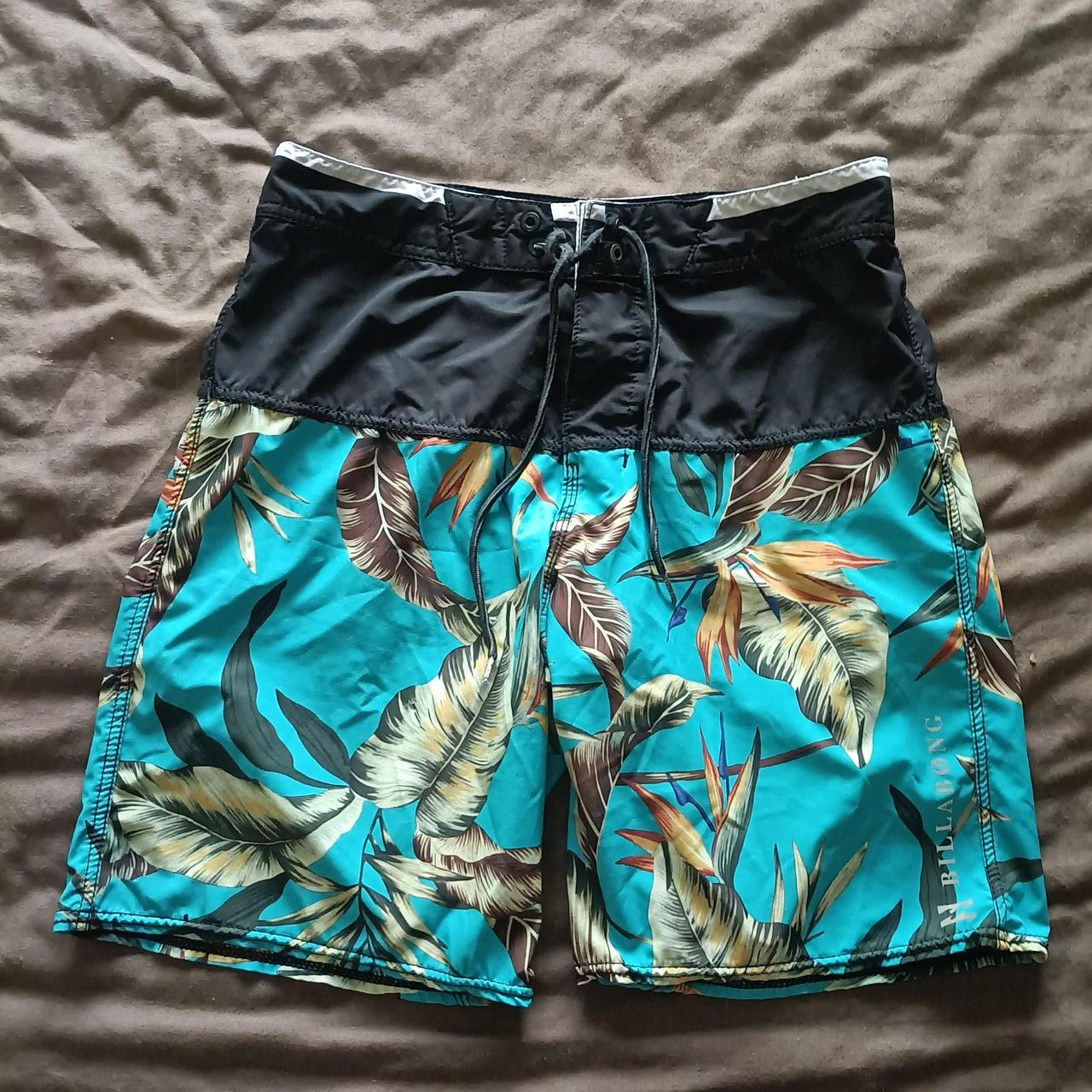 Billabong swim trunks perfect for summer lightweight... - Depop