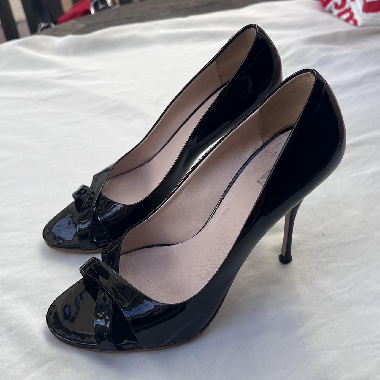 miu miu patent leather sneakers