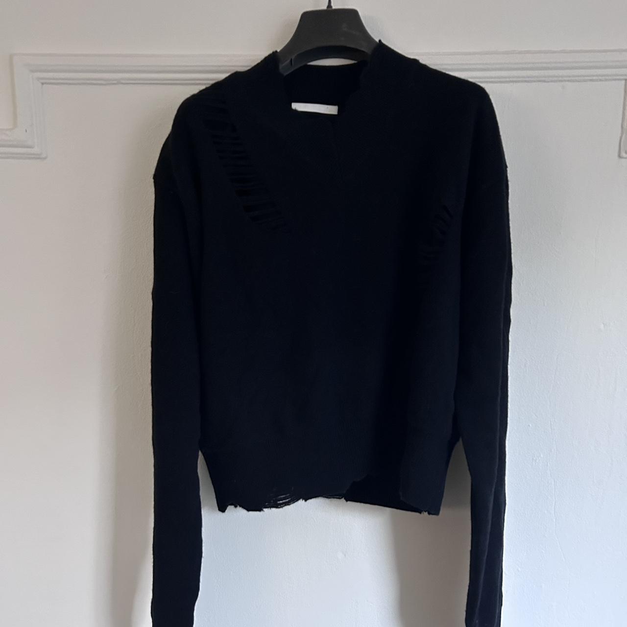 Helmut lang distressed 2024 v neck sweater