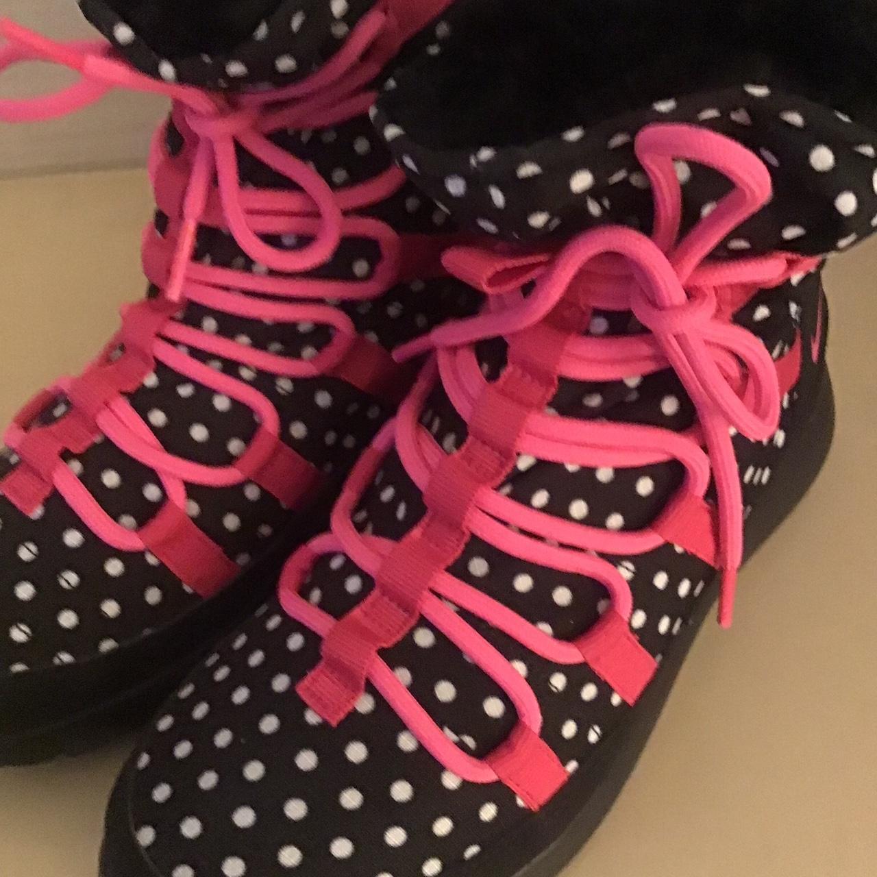 womens nike roshe boots