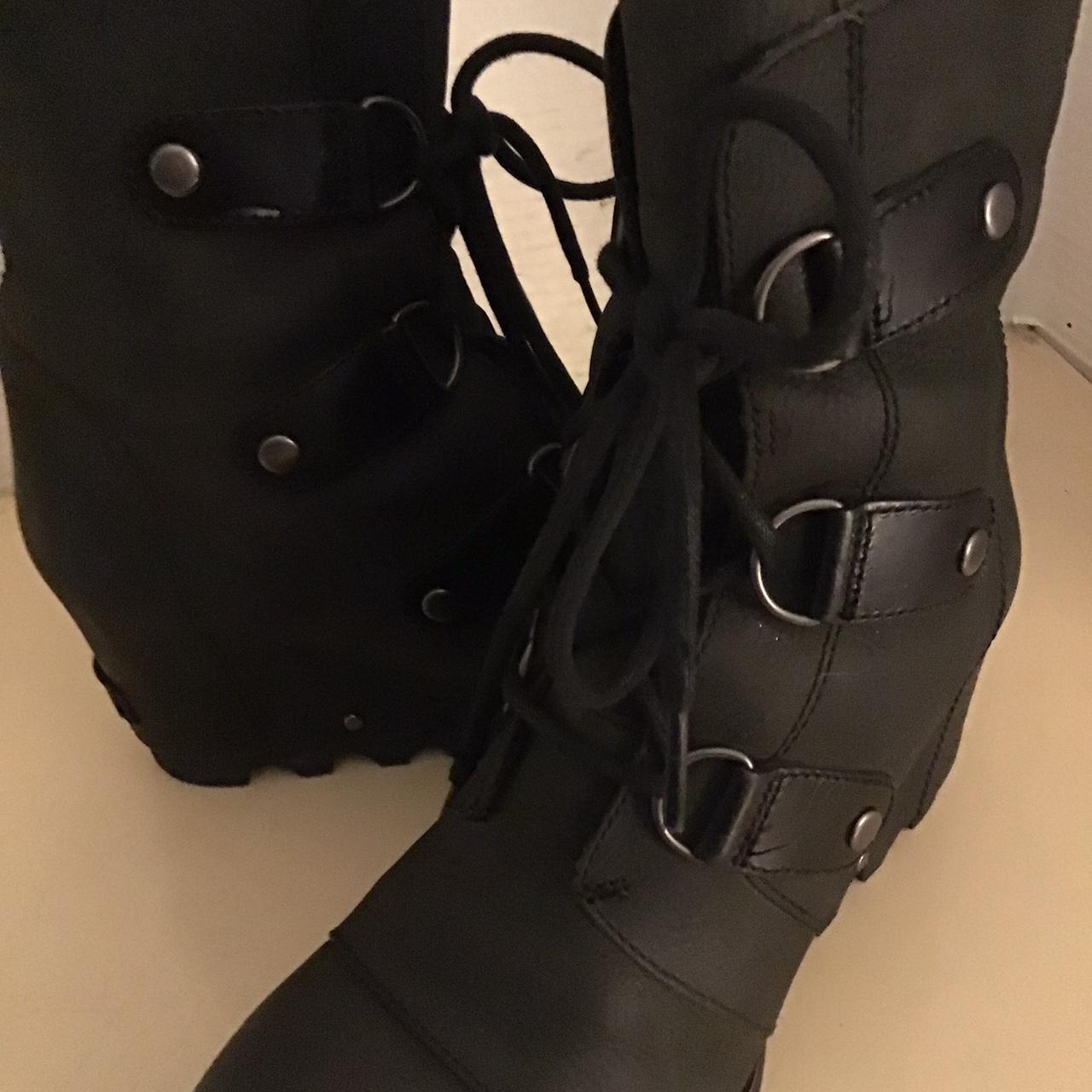 sorel black leather wedge boots