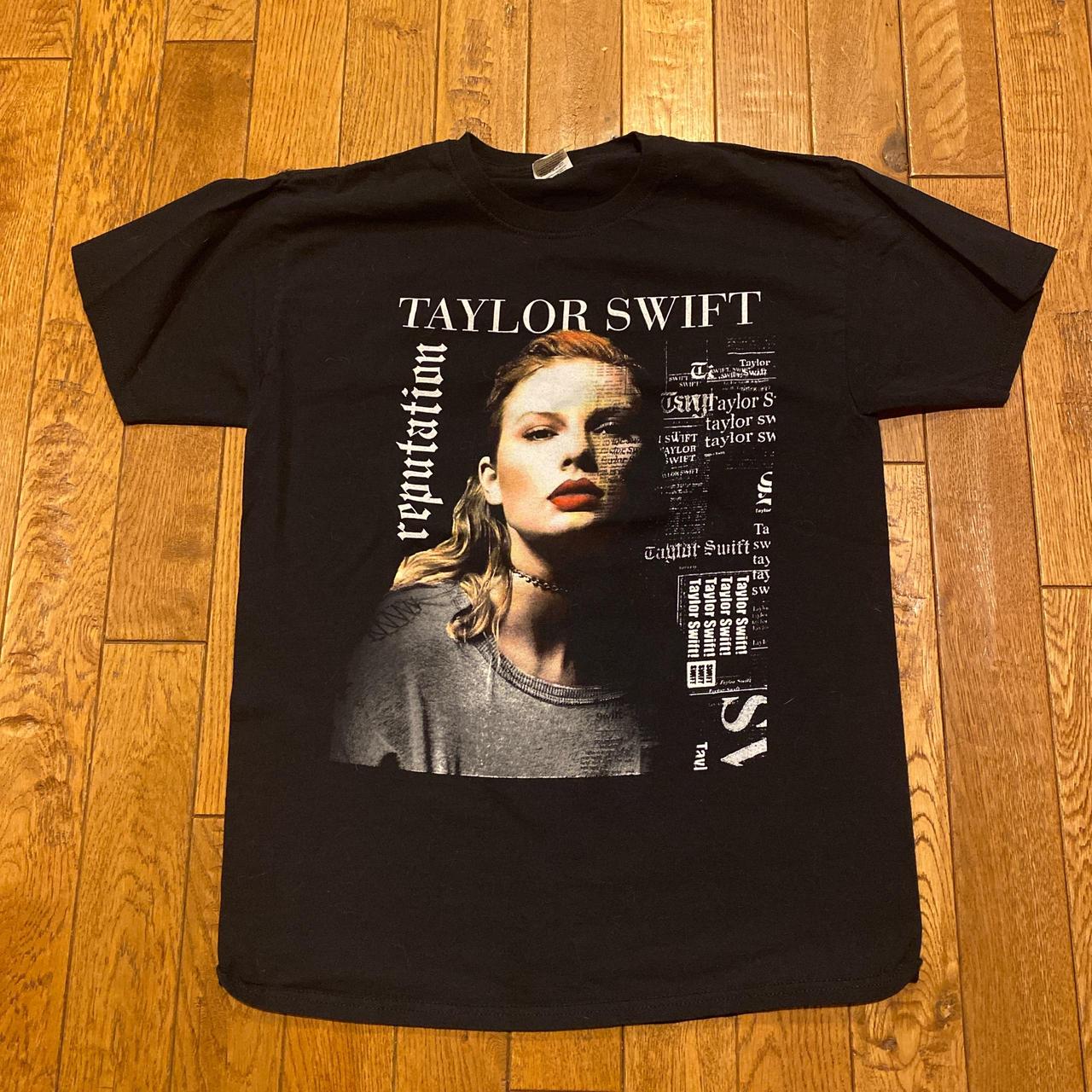 Taylor Swift Repuation deals Tour T shirt Youth Medium