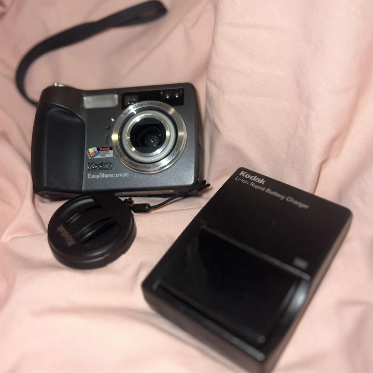 Kodak Easyshare digital camera Dx7630 and battery Depop