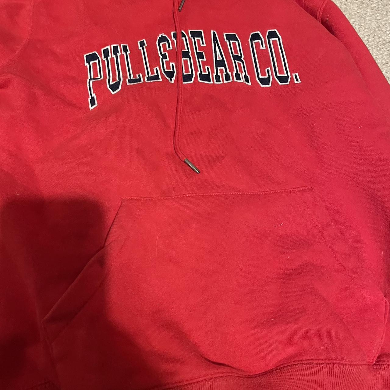 Pull and hotsell bear red hoodie