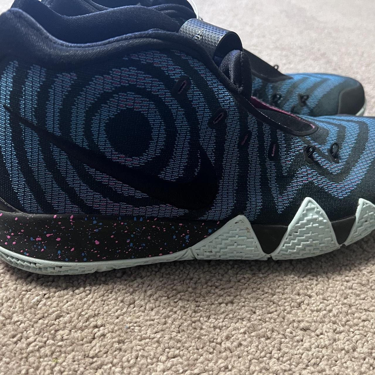 Kyrie best sale 80s shoe