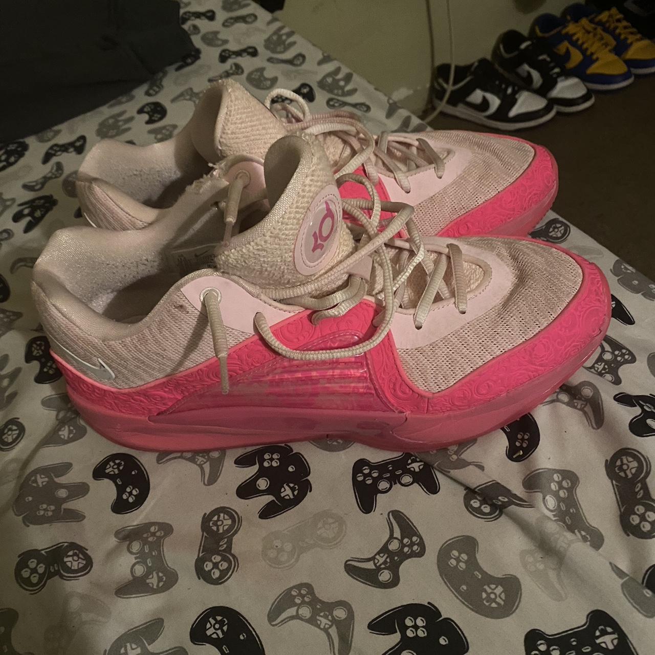 kd aunt pearls , worn twice take them off my hands ,... Depop