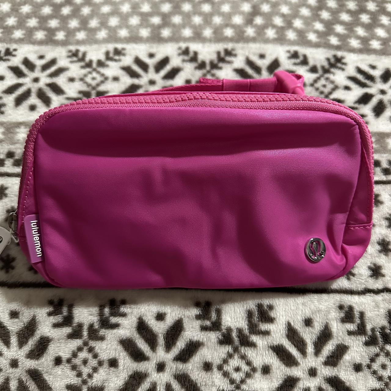 Lululemon Sonic Pink EBB Everyday Belt Bag
