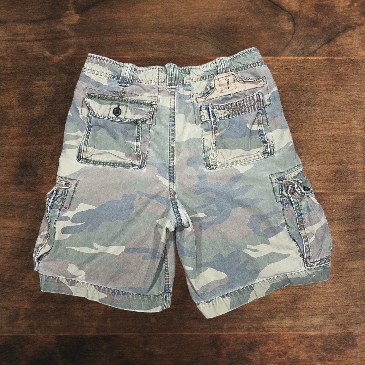 vintage hollister camo carpenter shorts