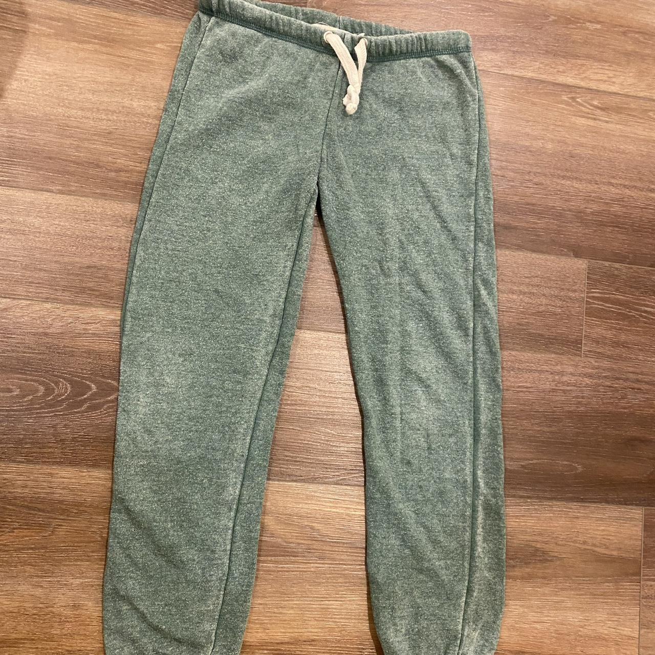 item listed by nadia2846