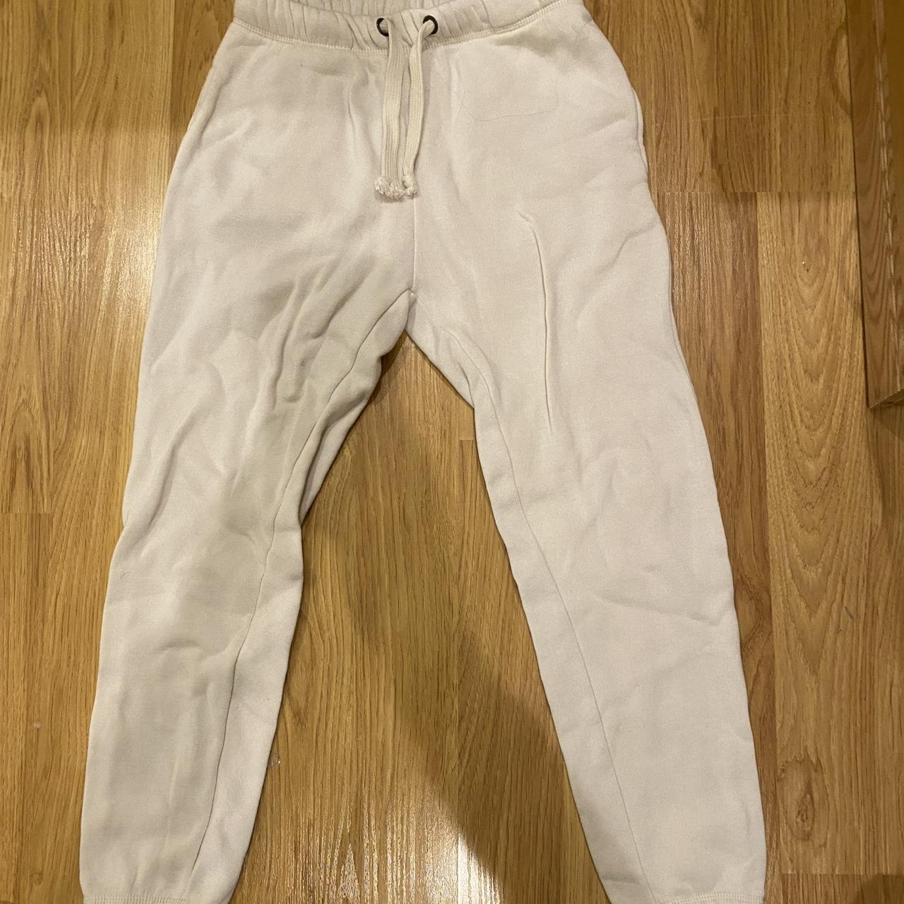 item listed by nadia2846