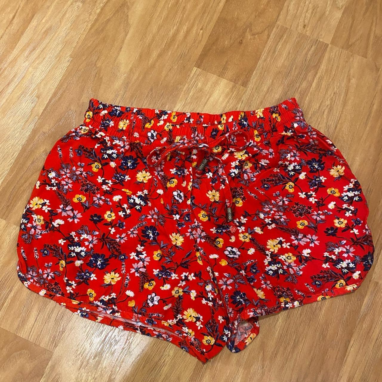 item listed by nadia2846