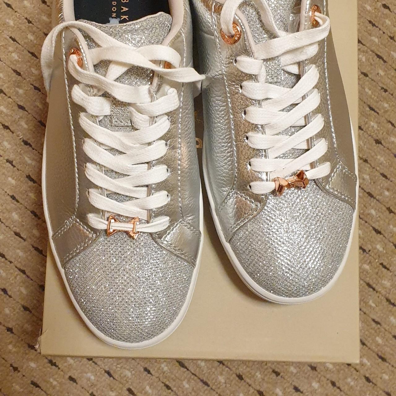 Ted baker kulei store trainers