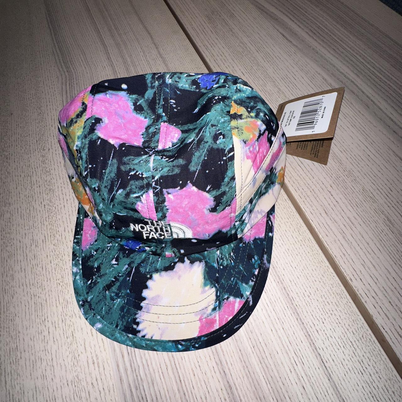 North face x hot sale supreme bucket hat