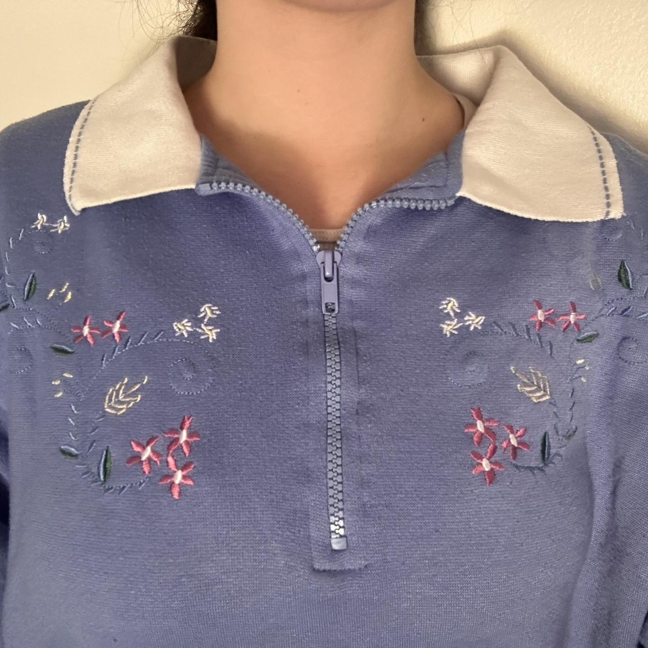 item listed by lizzyygirl