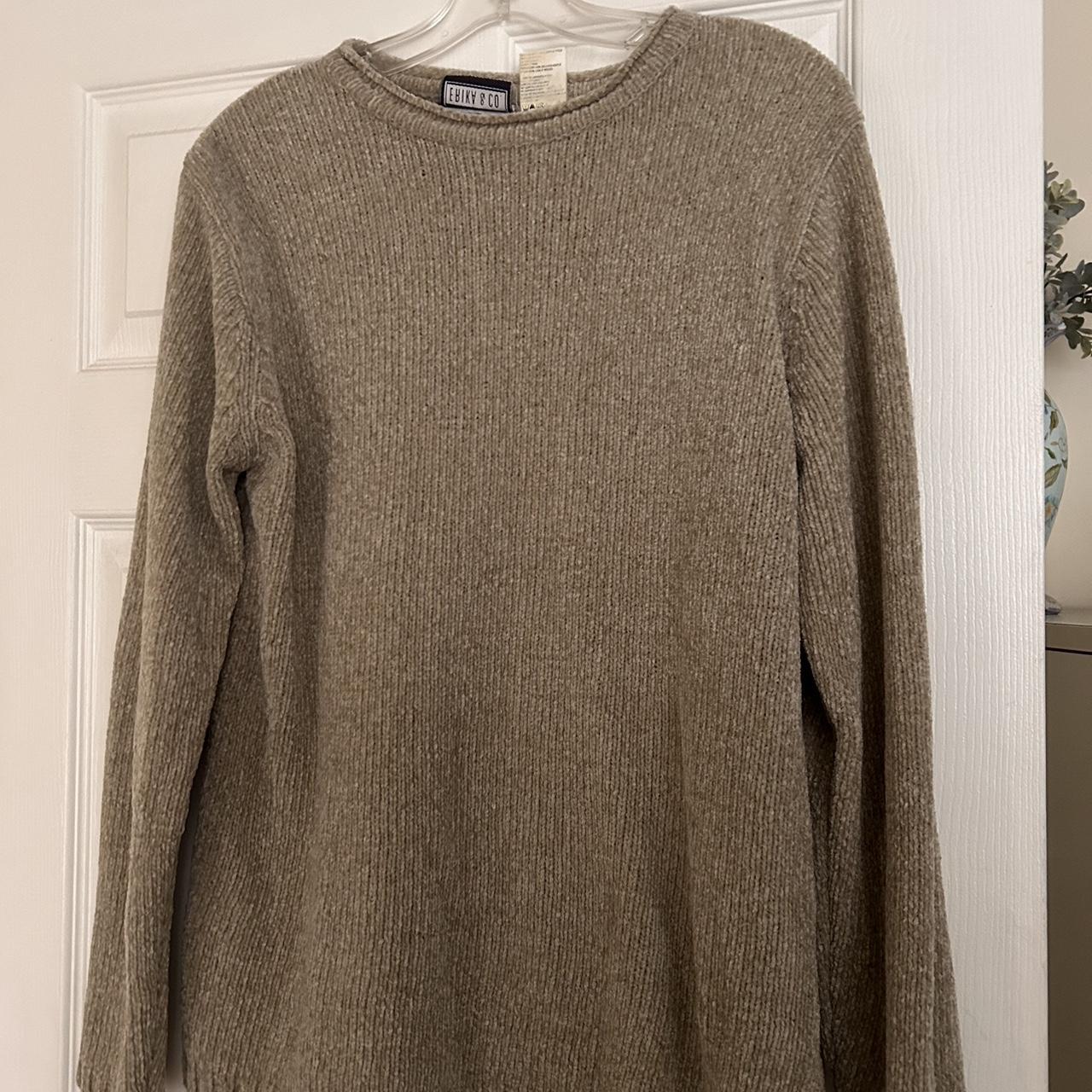 item listed by lizzyygirl