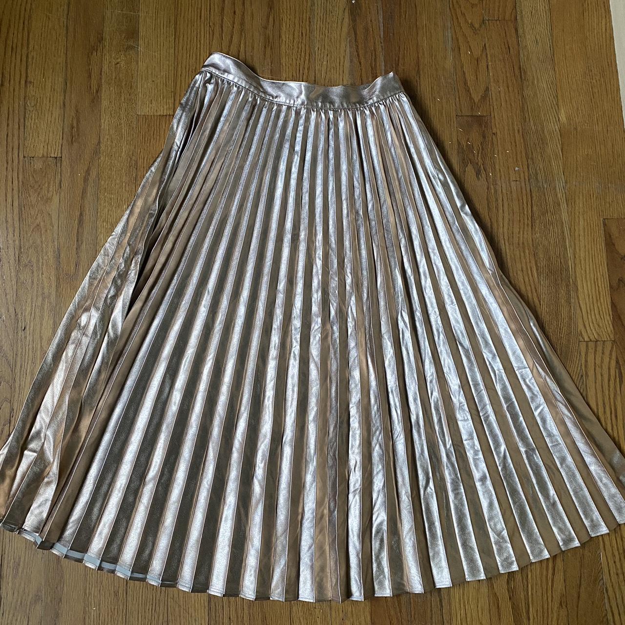 Gold pleated skirt petite best sale