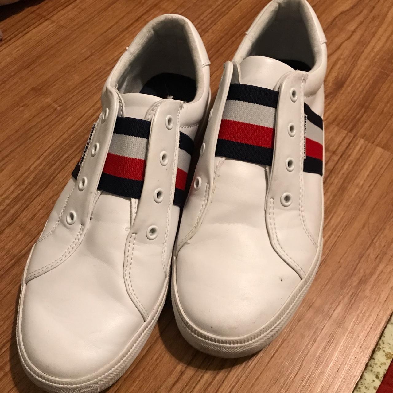 Tommy Hilfiger Anni Slip On Sneakers surabhigroup.info