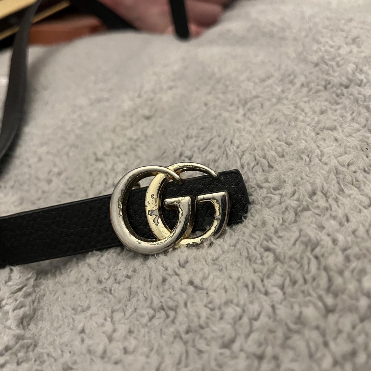 Gucci rep belt, one of the belt holes are worn Depop