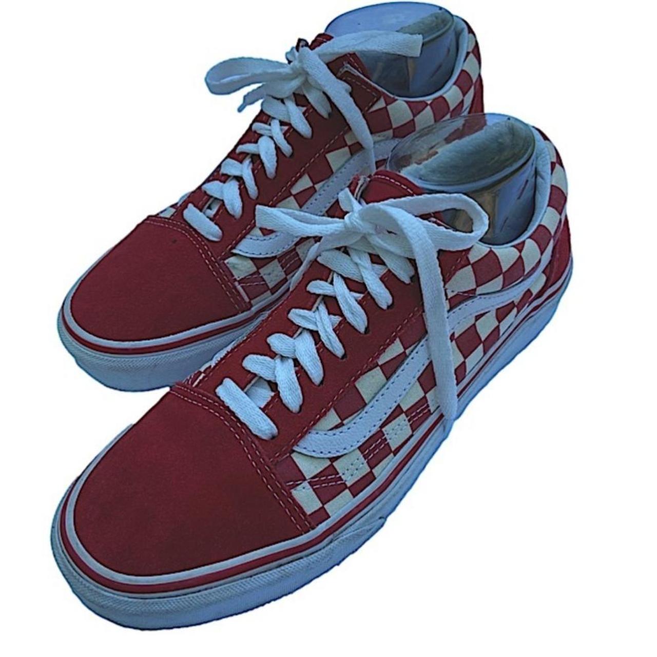 Racing red checkerboard vans best sale