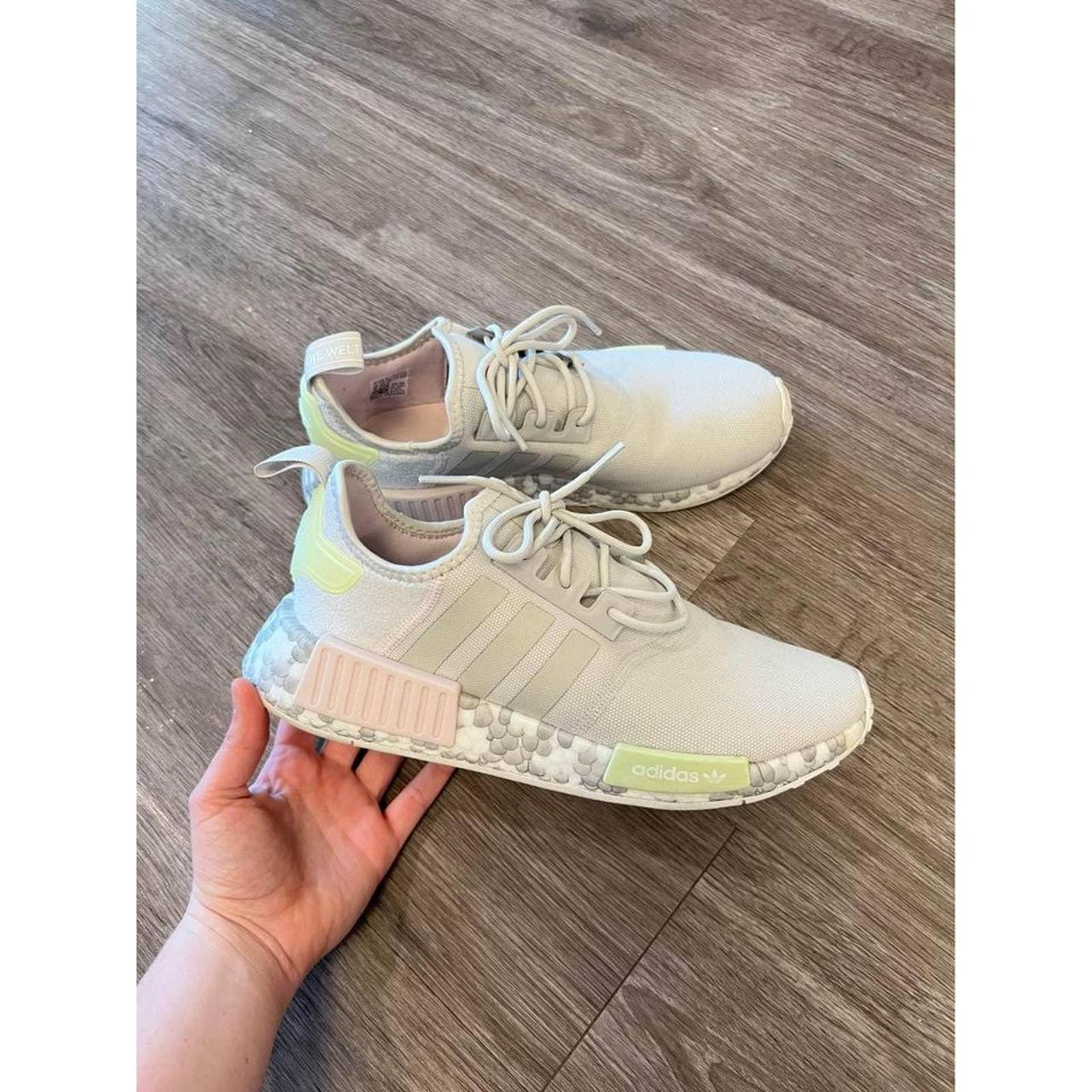 Womens adidas clearance nmd trainers