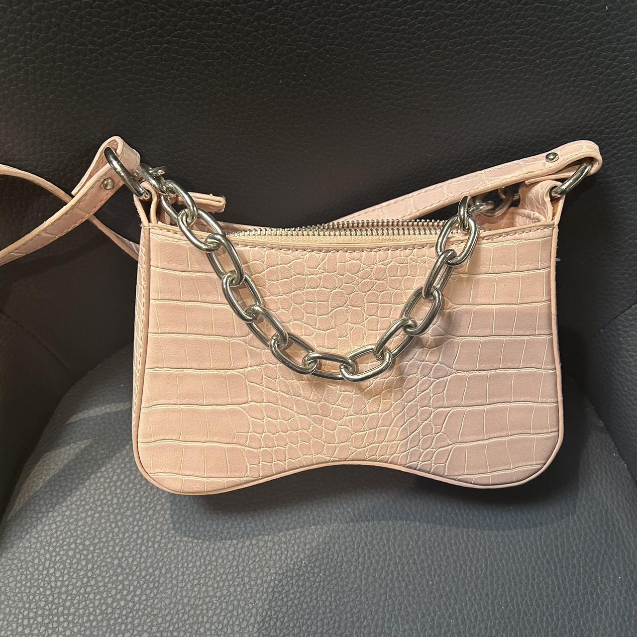 Bershka handbag discount with chain strap