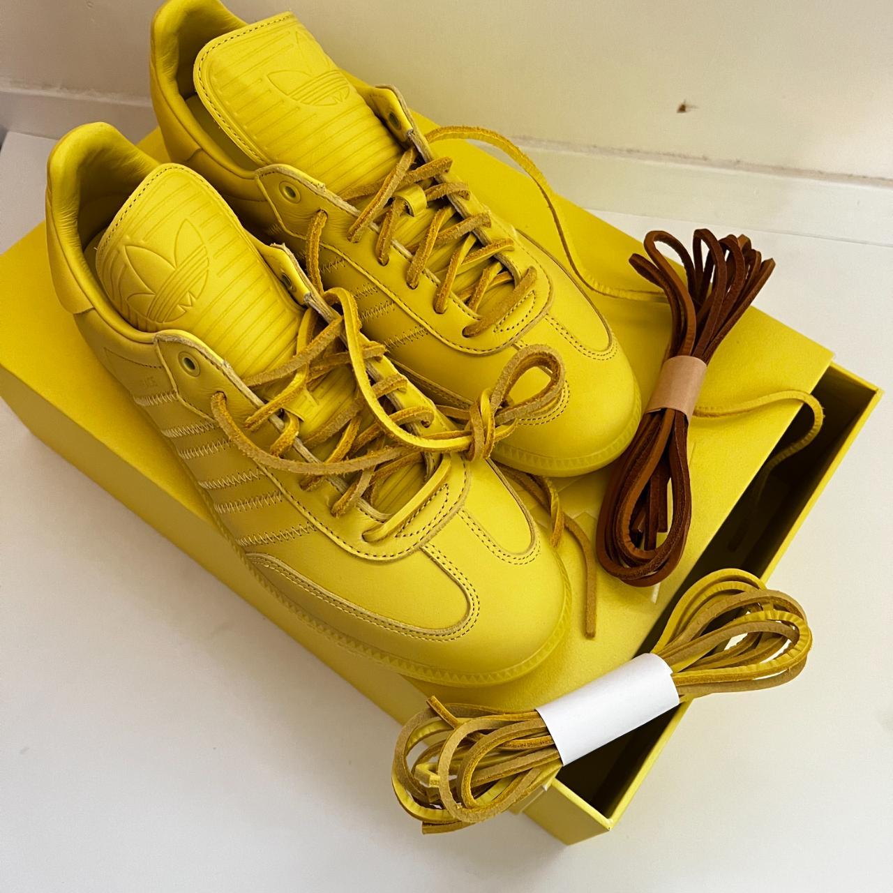 Adidas shoes hotsell 7.5 yellow