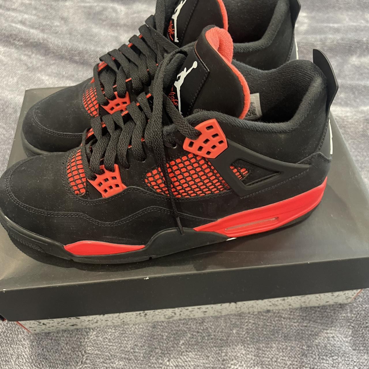 size jordan 4