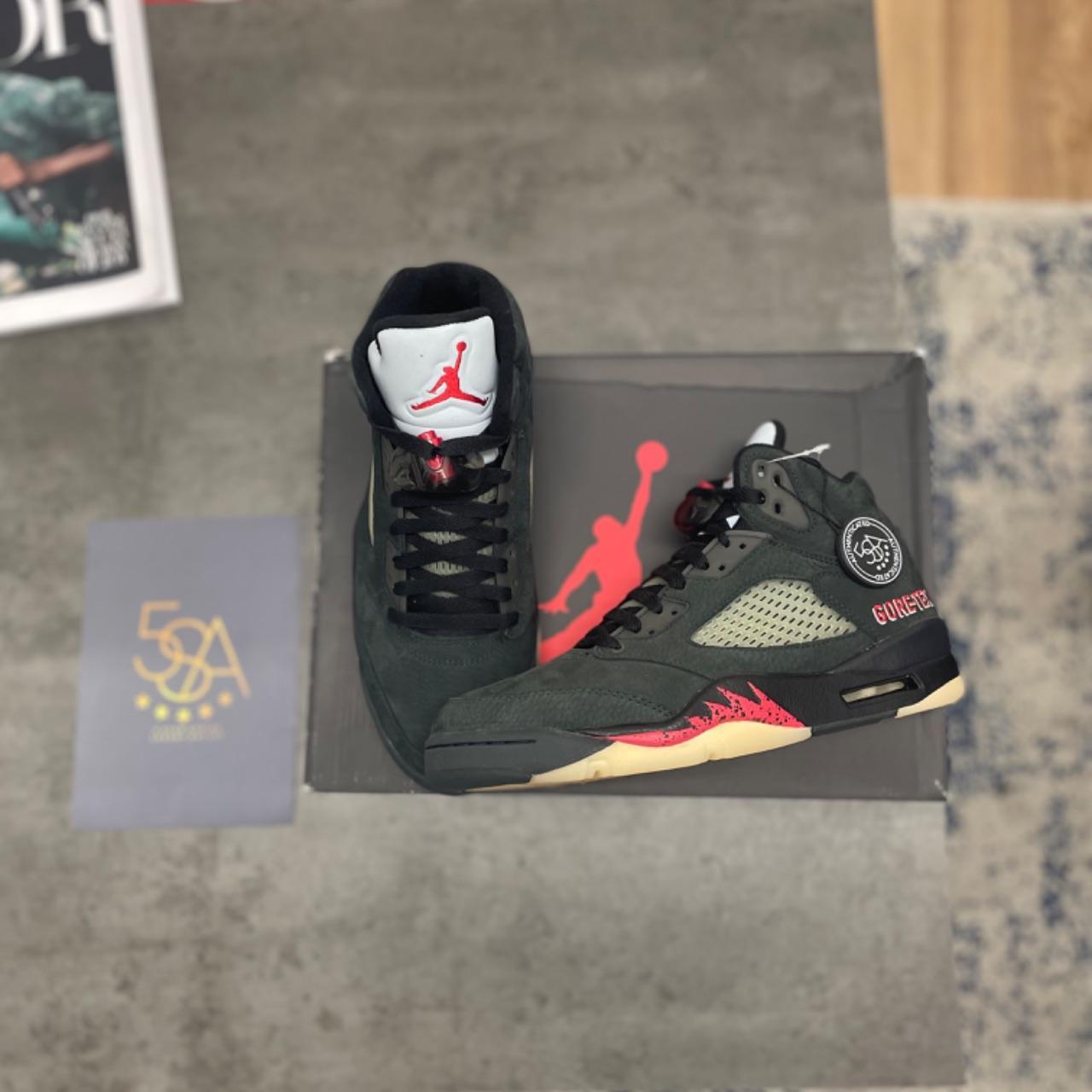 JORDAN 5 Retro Gore-Tex Off Noir Women's - POIZON