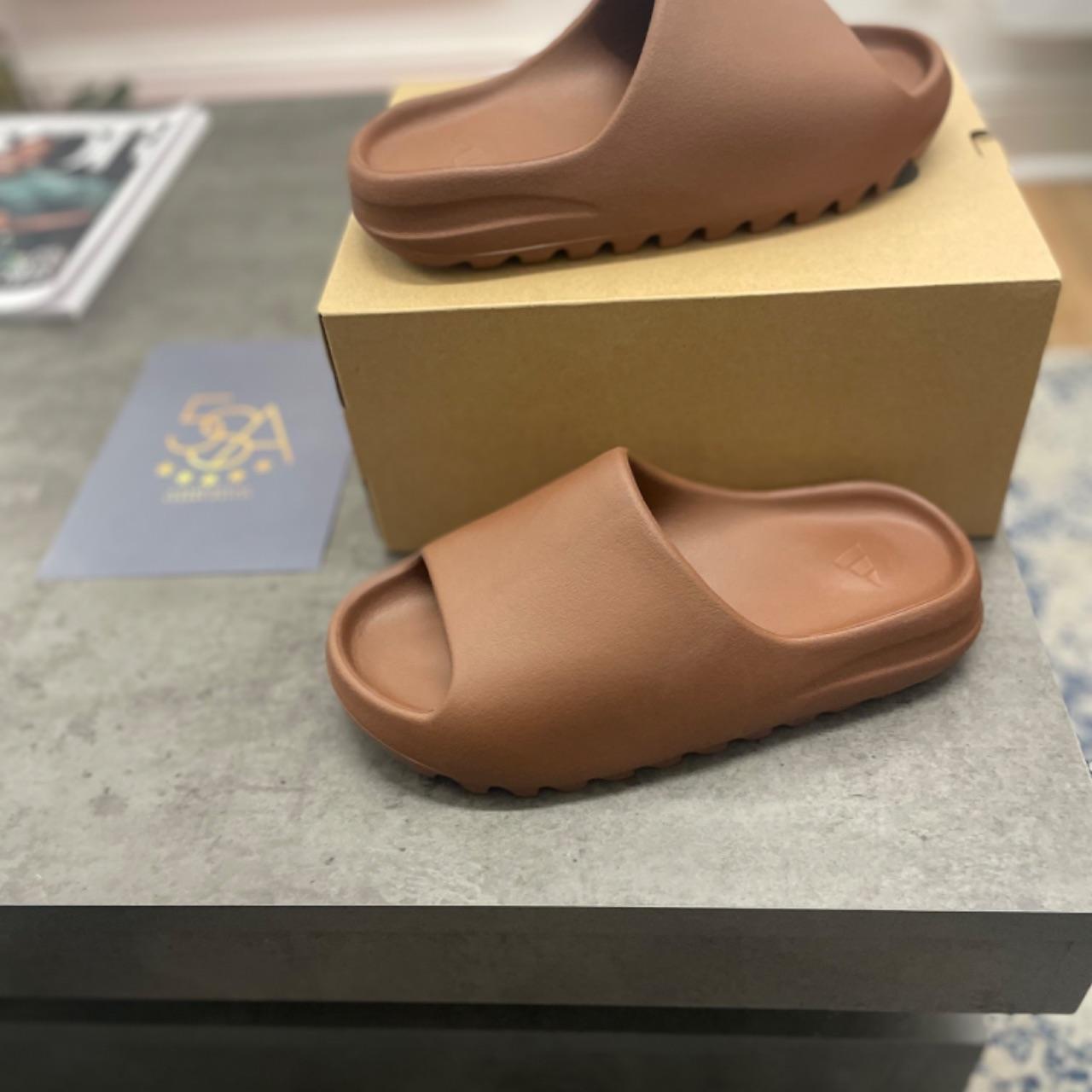 yeezy slide core mens