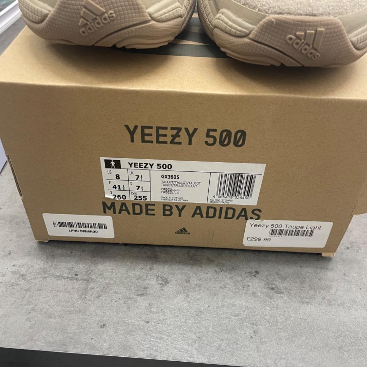 yeezy 500 taupe light box