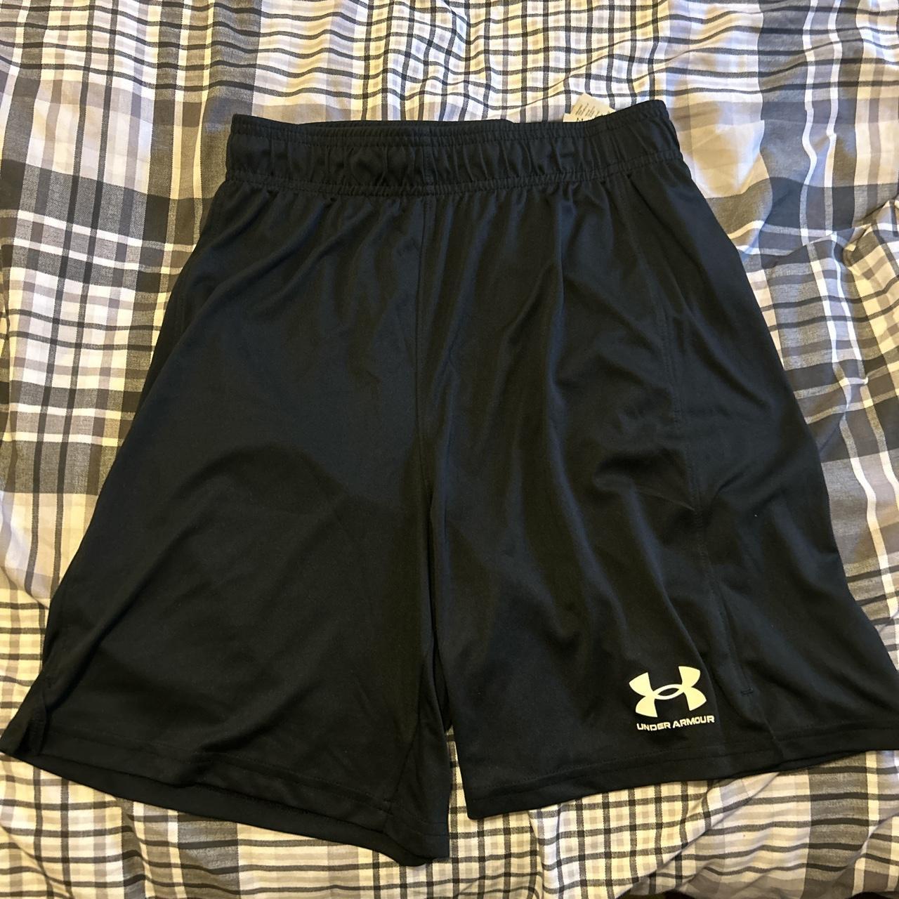 Under armour shorts 2024 no pockets