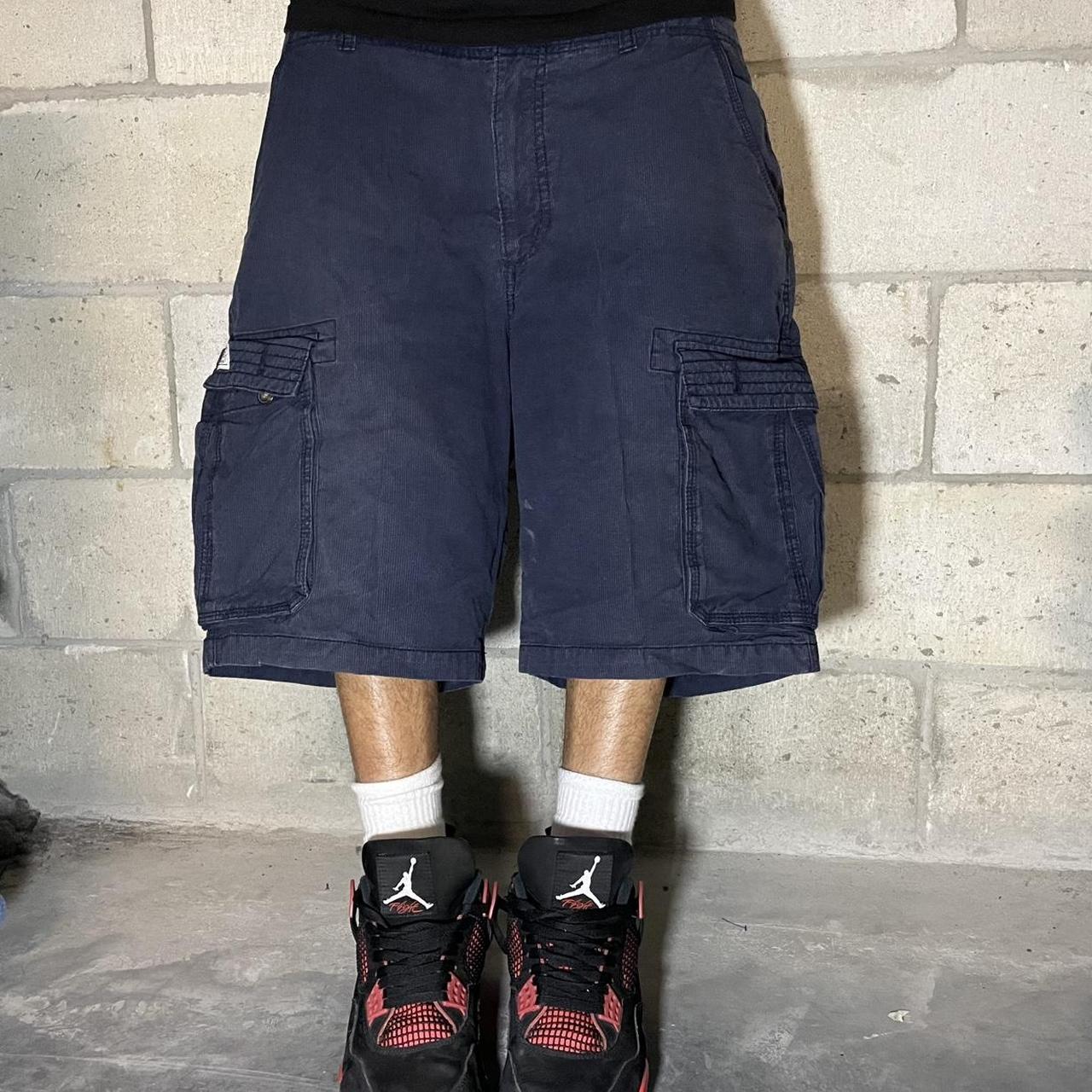 Old Navy Men's Shorts - Navy/Blue - 36" – Vintage/Y2K 2000's Navy Faded Casual Baggy Skater …