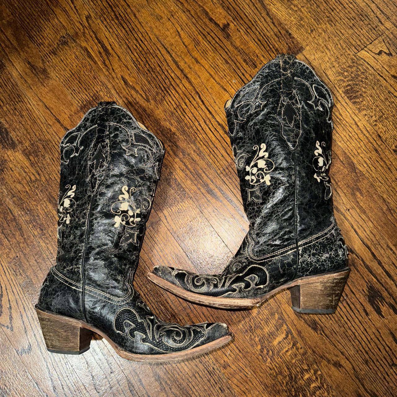 Black distressed snip toe Corral cowboy boots in