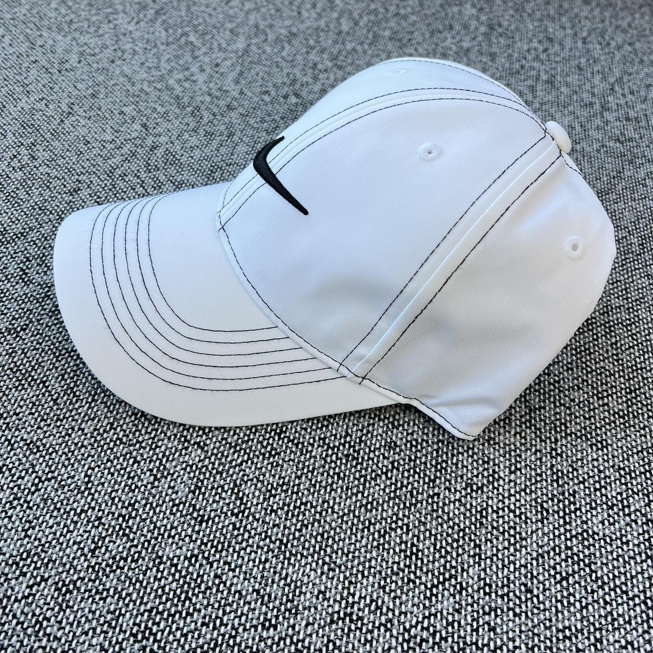 mens white nike golf hat