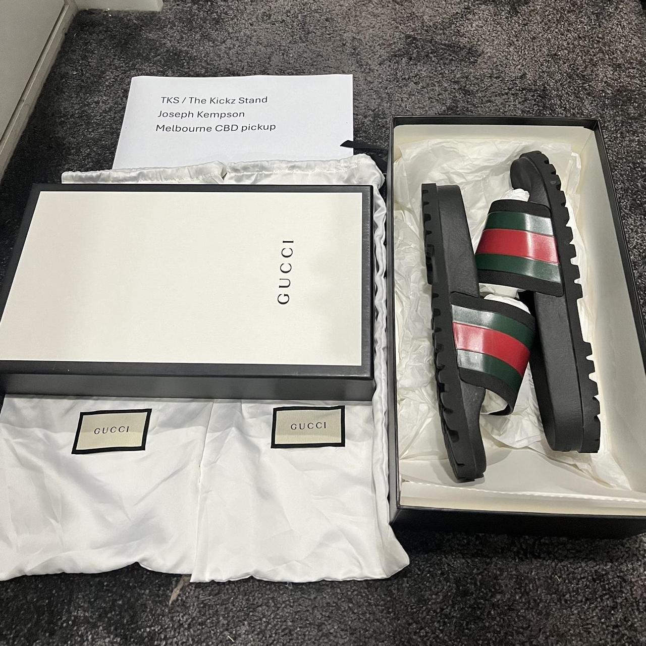 Gucci hot sale slides box