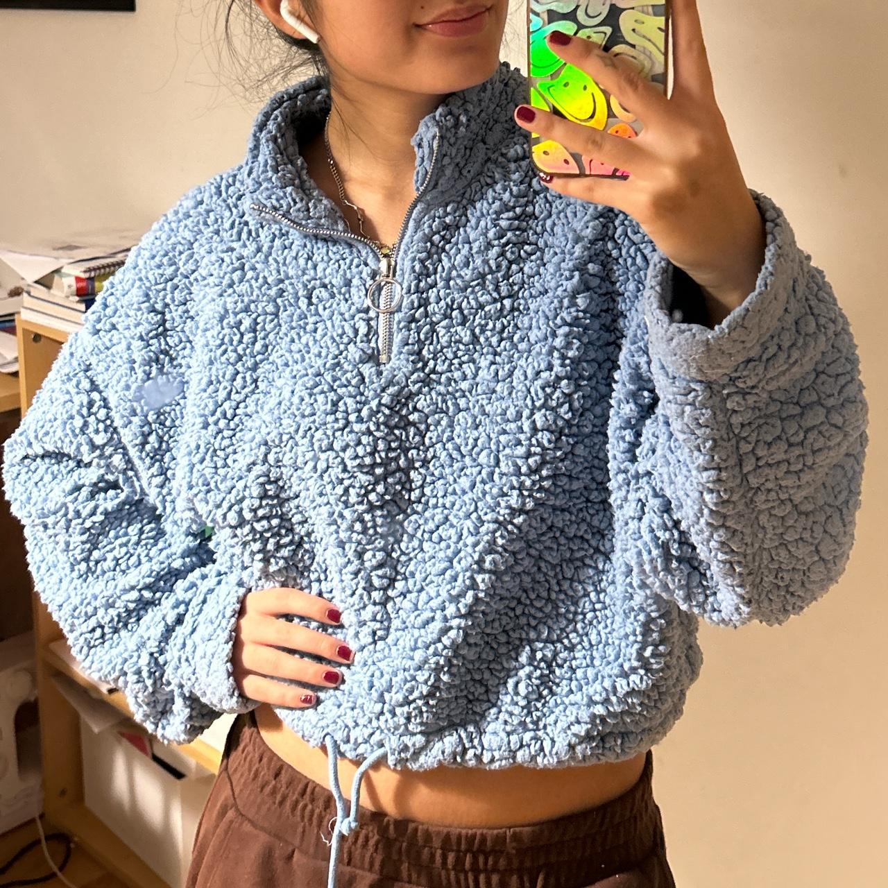 big ol comfy sweater size: L - Depop